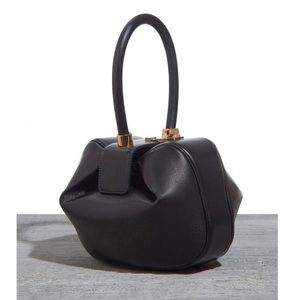 Édith French Dumpling Leather Bag